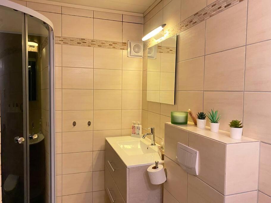 Cosy And Well-Equipped Apartment With Free Parking Trondheim Exterior photo